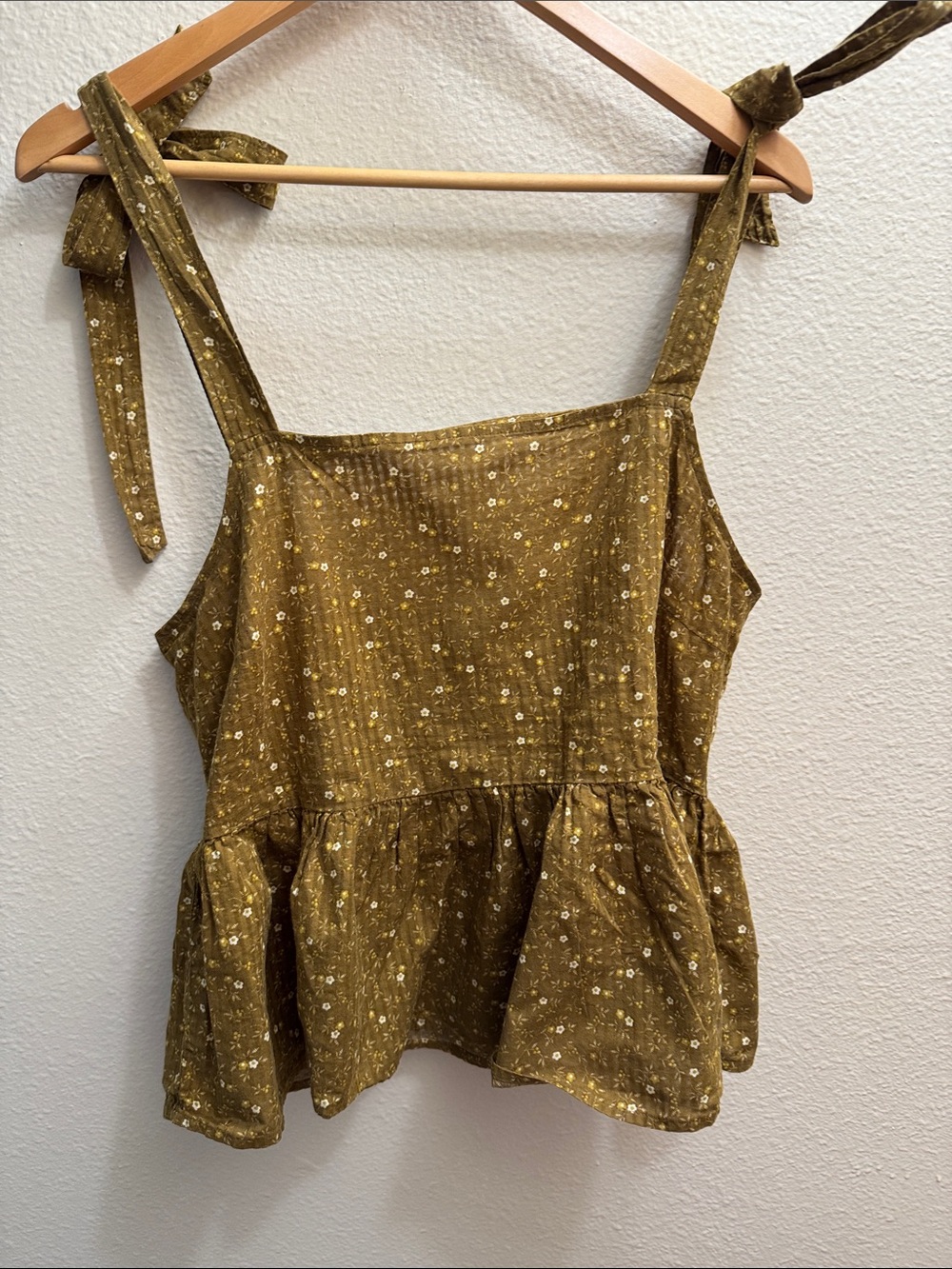 Madewell brown  Floral Tie-Shoulder Peplum Camisole